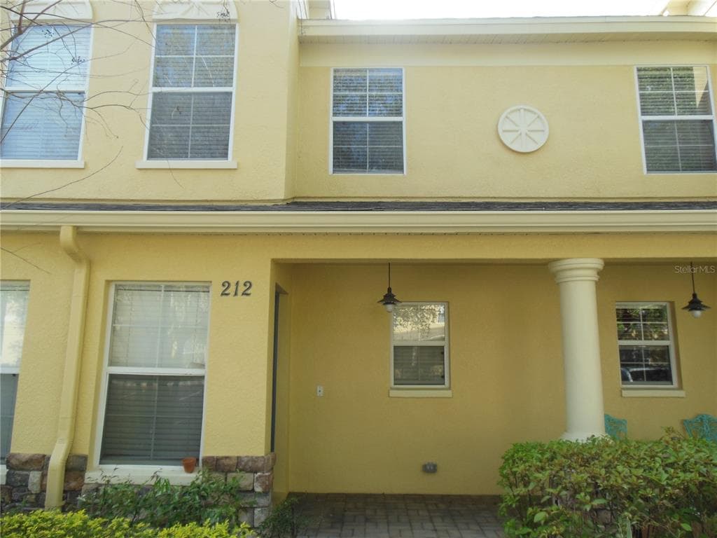 232 HARDCASTLE PLACE VALRICO, FL 33594