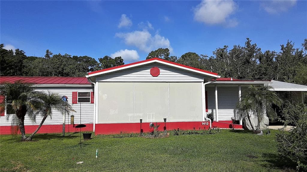 1413 SCHULT COURT TAVARES, FL 32778