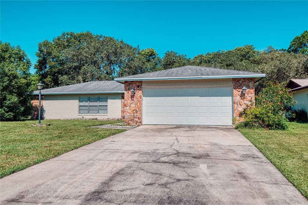 4006 SANDPIPER COURT