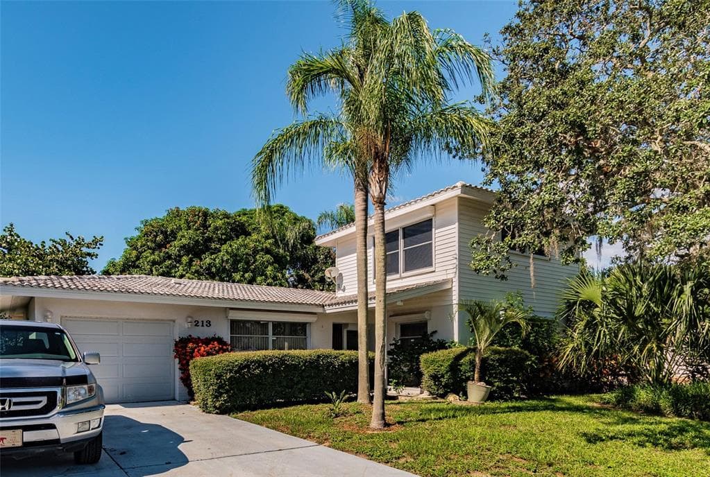 213 WESTWINDS DRIVE PALM HARBOR, FL 34683