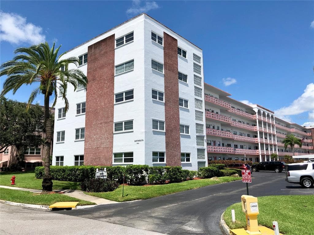 5501 80TH STREET N UNIT 308 ST PETERSBURG, FL 33709