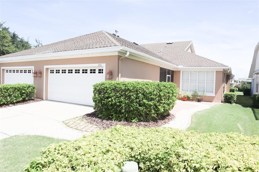 205 SUMMERSIDE COURT APOLLO BEACH, FL 33572