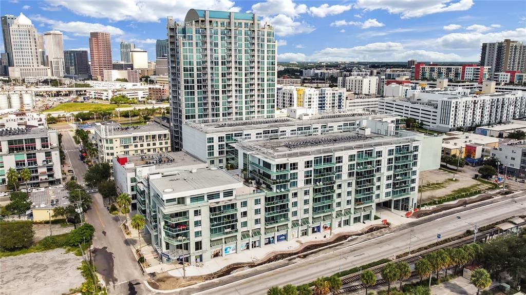 111 N 12TH STREET UNIT 1323 TAMPA, FL 33602