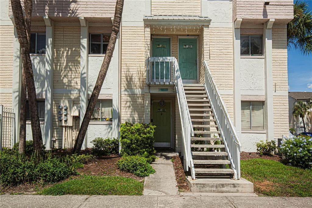 7501 PALMERA POINTE CIRCLE UNIT 101