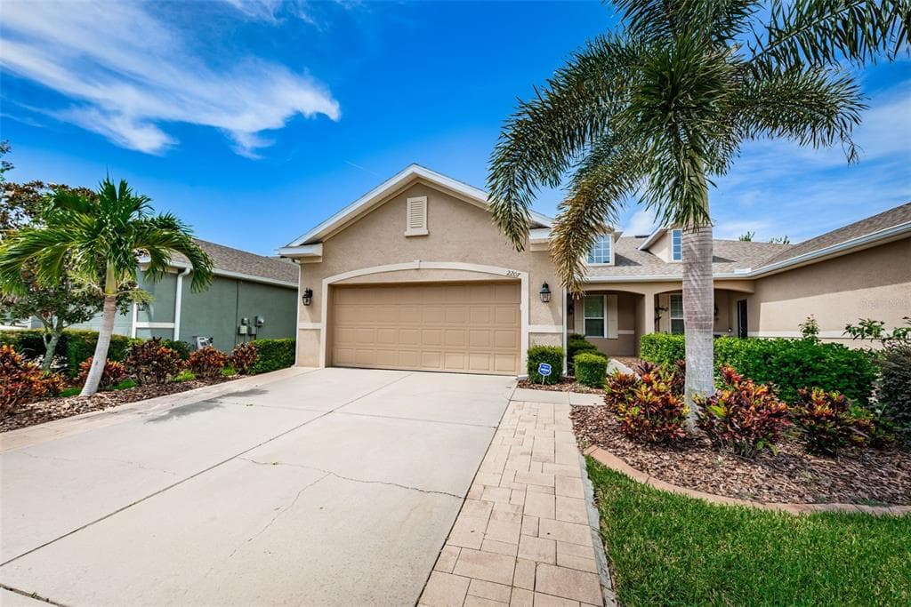 2207 BARRACUDA COURT HOLIDAY, FL 34691