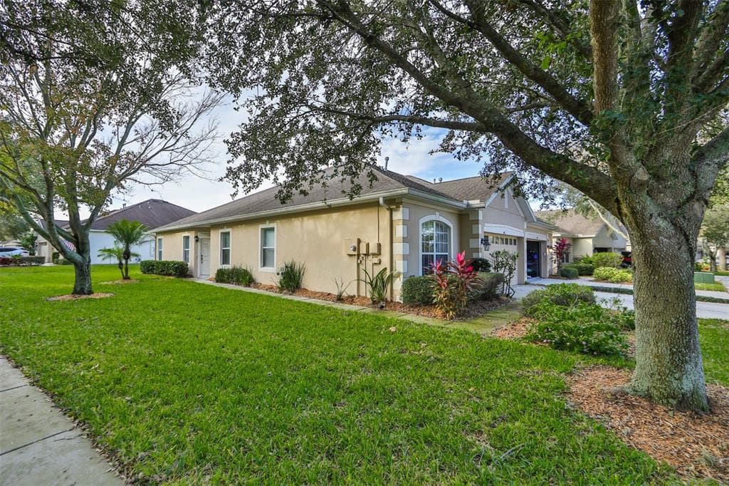 7449 SURREY PINES DRIVE APOLLO BEACH, FL 33572