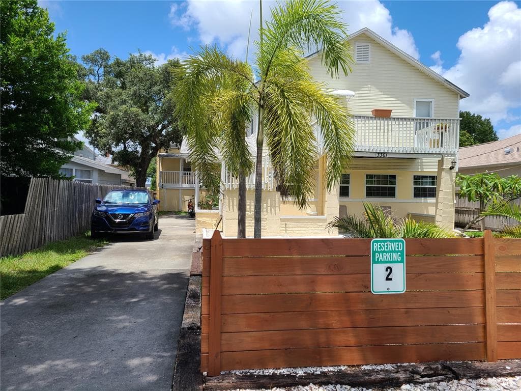 3361 57TH AVENUE N UNIT 2 ST PETERSBURG, FL 33714