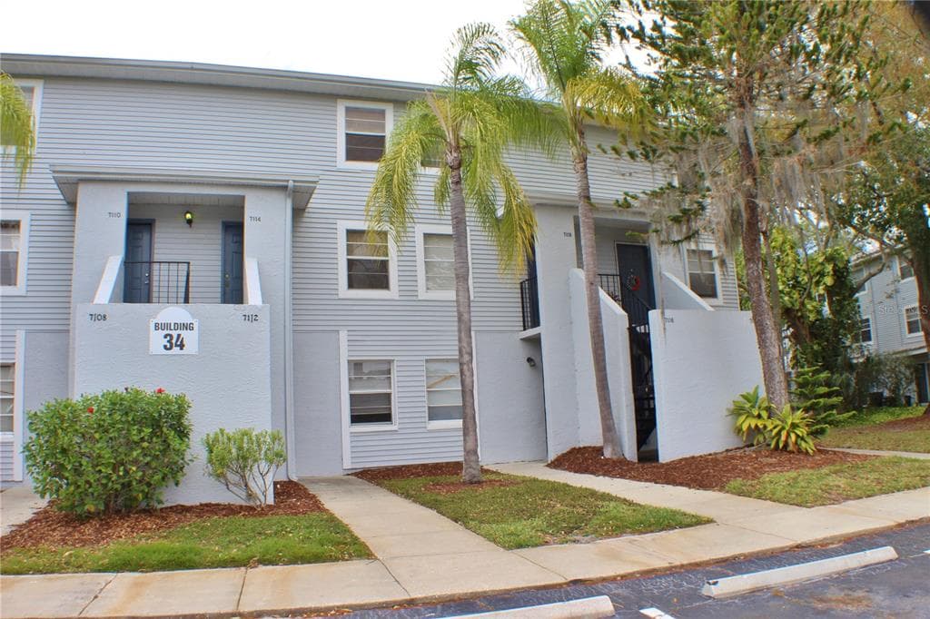 7116 WATERSIDE DRIVE TAMPA, FL 33617