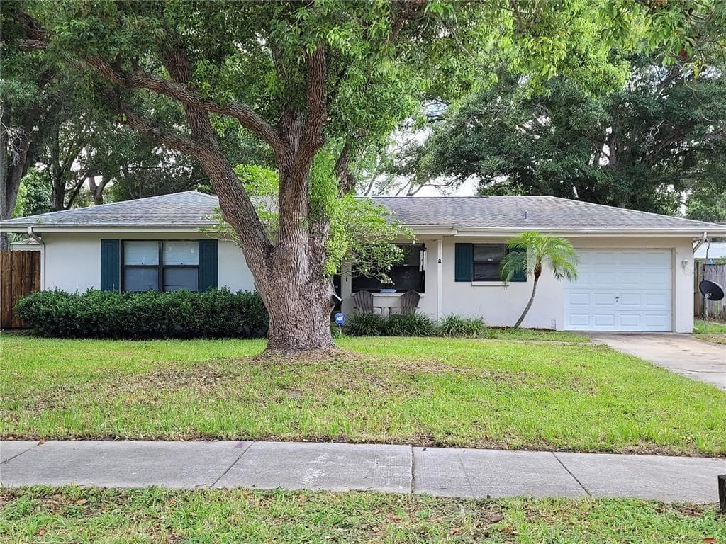 911 2ND AVENUE NW LARGO, FL 33770