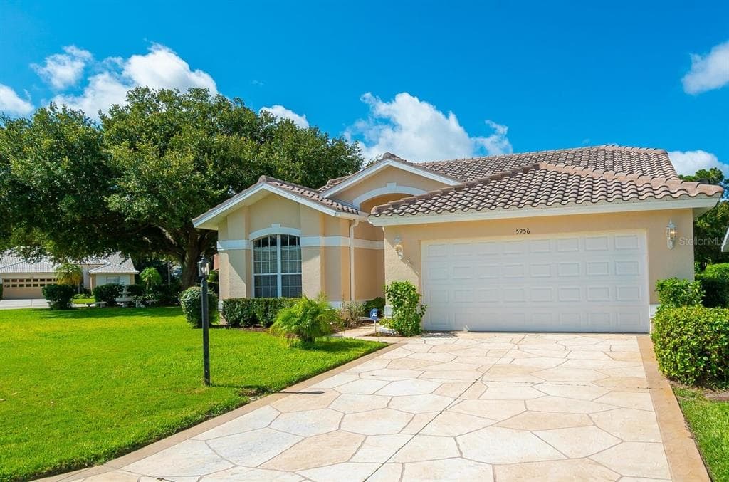 5956 RACHELE DRIVE SARASOTA, FL 34243