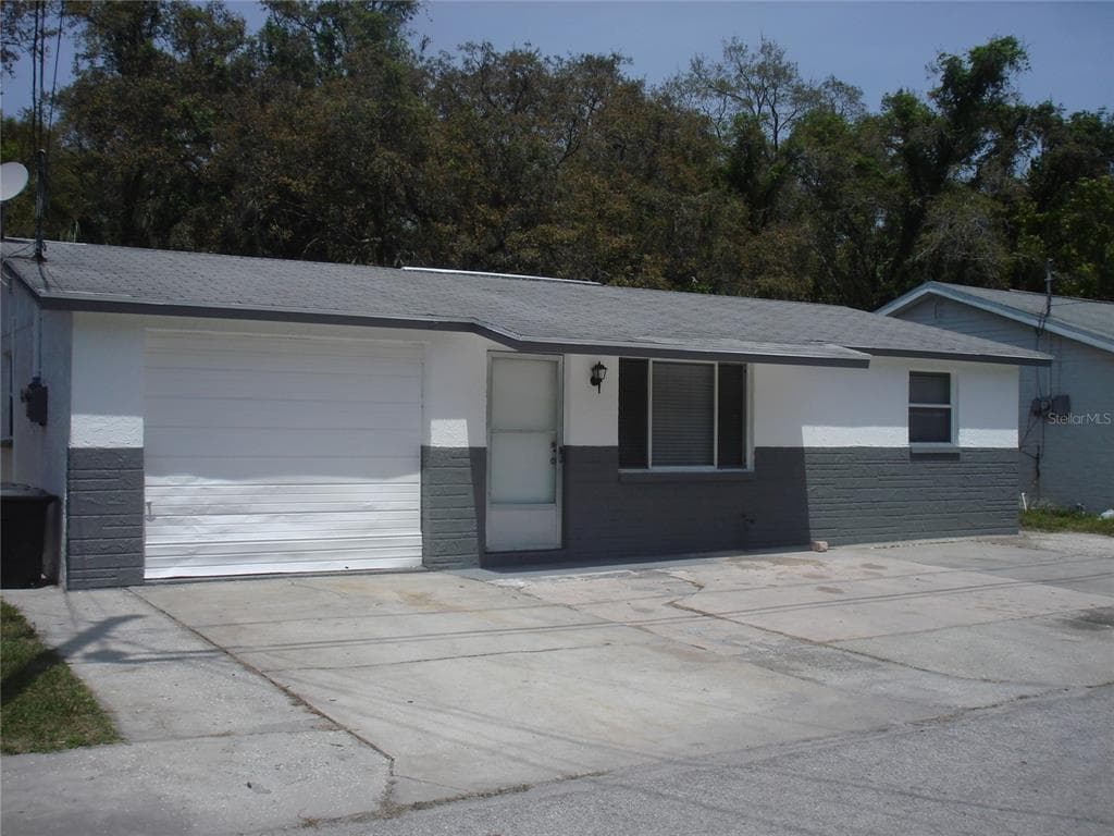 8337 SUNNYDALE DRIVE HUDSON, FL 34667