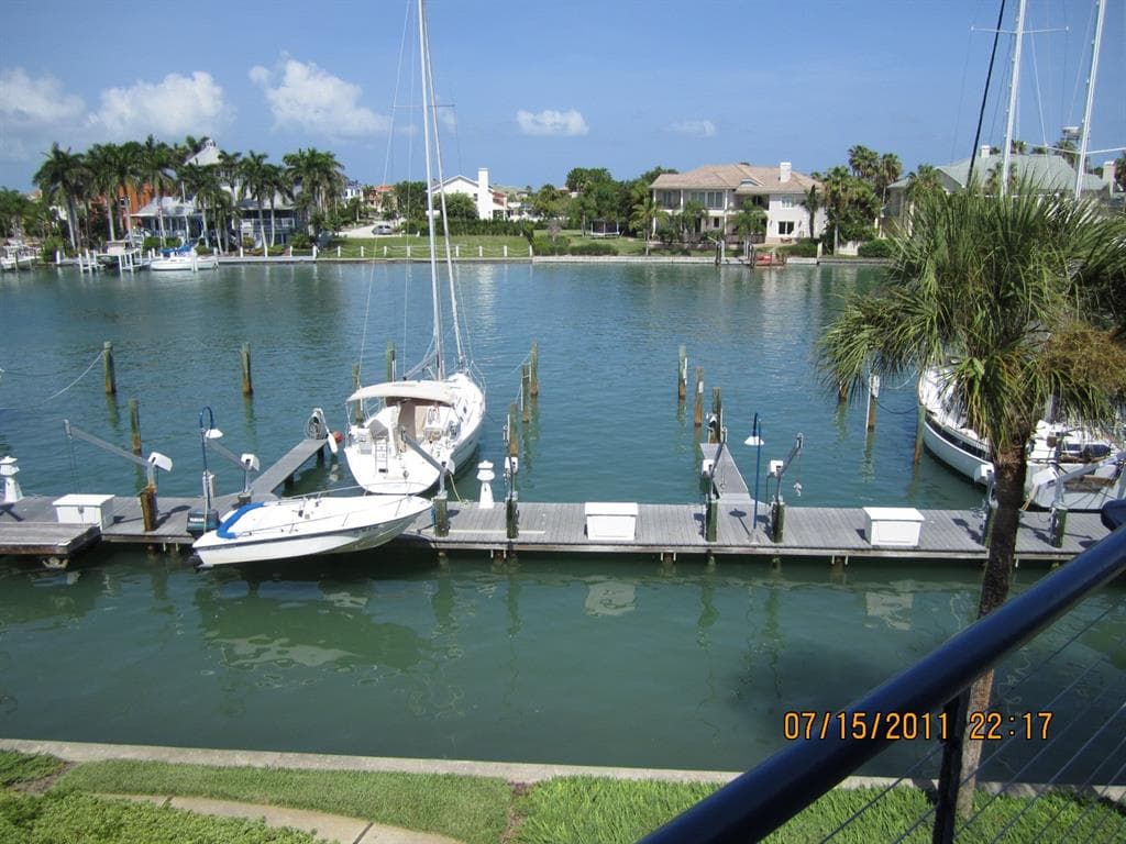 900 PINELLAS BAYWAY S UNIT 210