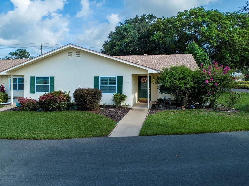 401 BLOOM COURT UNIT 401 SUN CITY CENTER, FL 33573