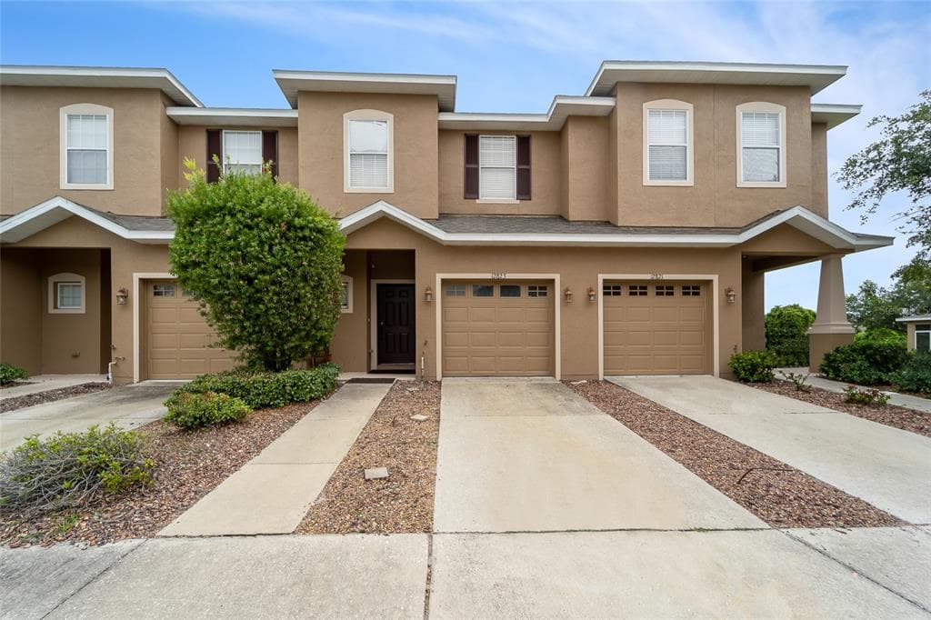 12823 AVELAR MANOR PLACE RIVERVIEW, FL 33578