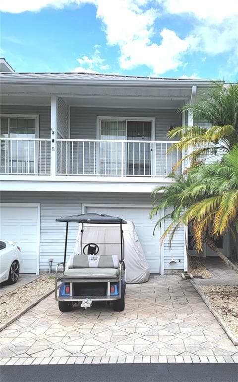 2111 VISTA DEL SOL CIRCLE UNIT 403 LUTZ, FL 33558