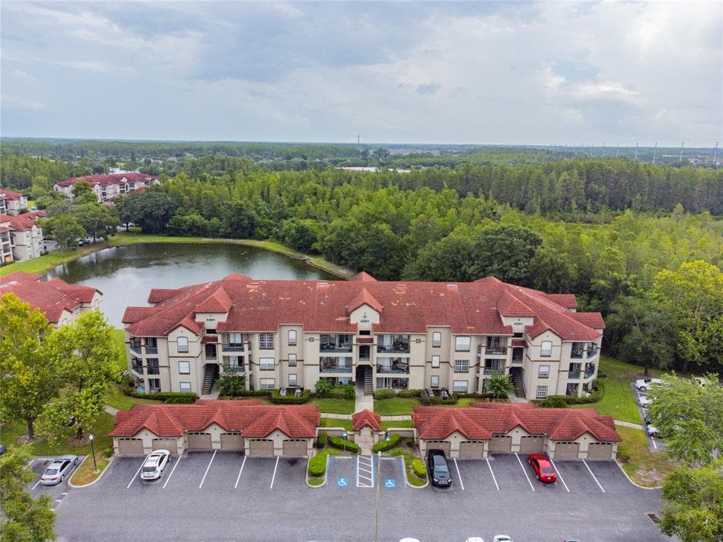 4201 WOODSTORKS WALK WAY UNIT 3205 LUTZ, FL 33558
