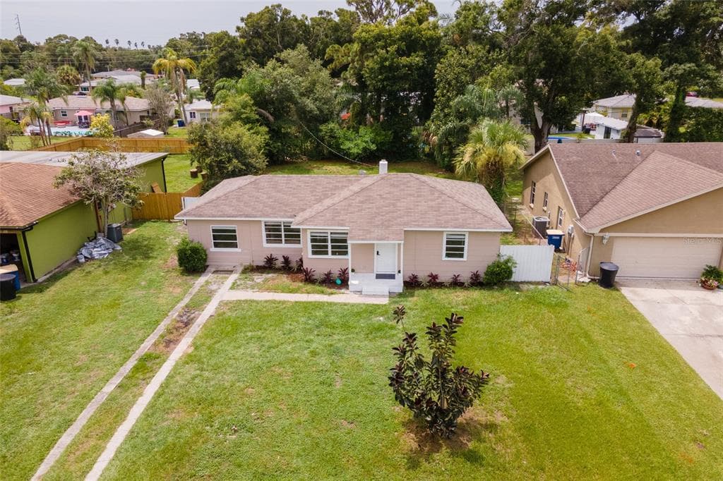 1253 NICHOLSON STREET CLEARWATER, FL 33755