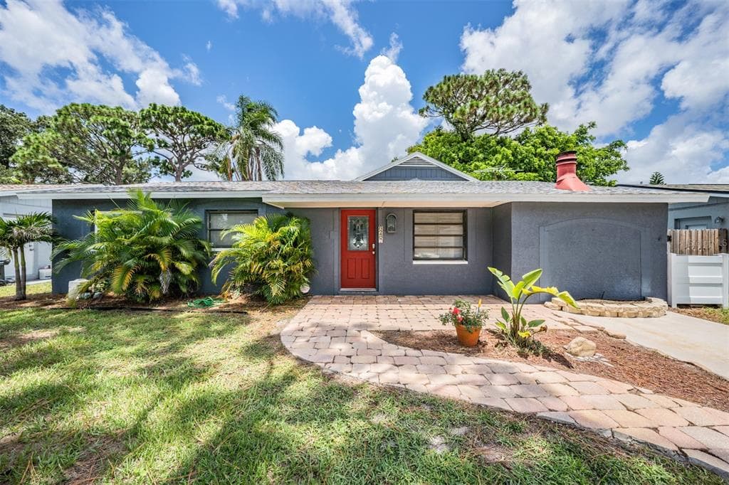 8287 86TH AVENUE SEMINOLE, FL 33777