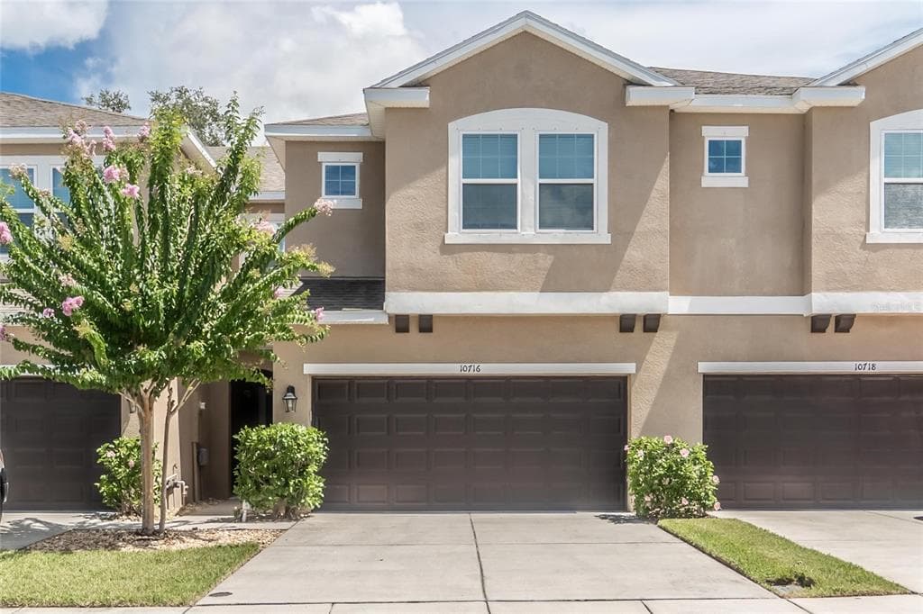 10716 AVERY PARK DRIVE RIVERVIEW, FL 33578