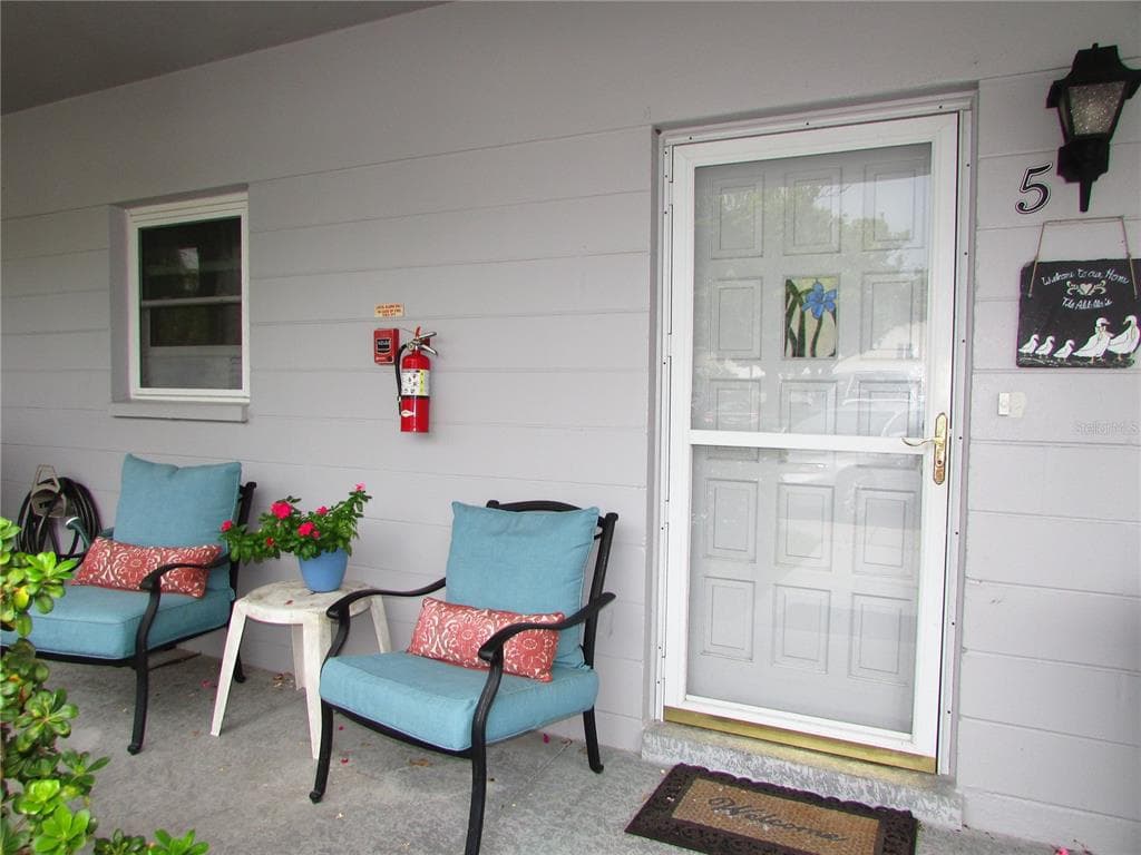 2295 AMERICUS BOULEVARD E UNIT 5 CLEARWATER, FL 33763