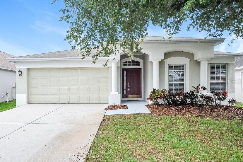 10313 HUNTERS HAVEN BOULEVARD RIVERVIEW, FL 33578