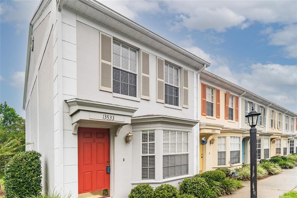 13533 EMBASSY PARK COURT DADE CITY, FL 33525