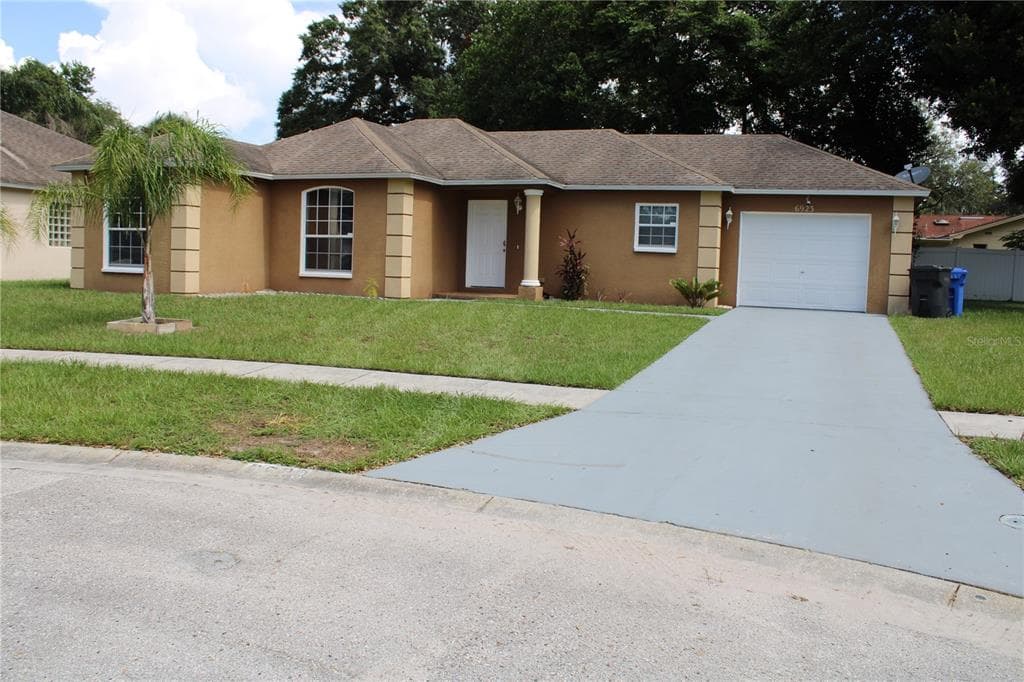 6923 WILDWOOD OAK DRIVE TAMPA, FL 33617