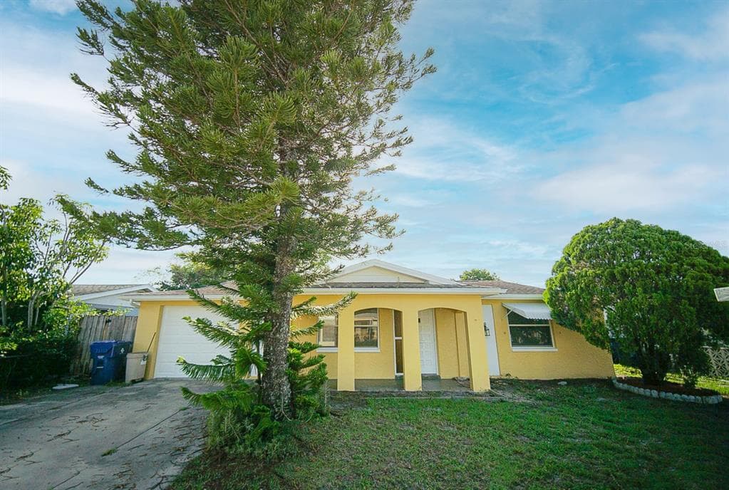 1313 VIKING DRIVE HOLIDAY, FL 34691