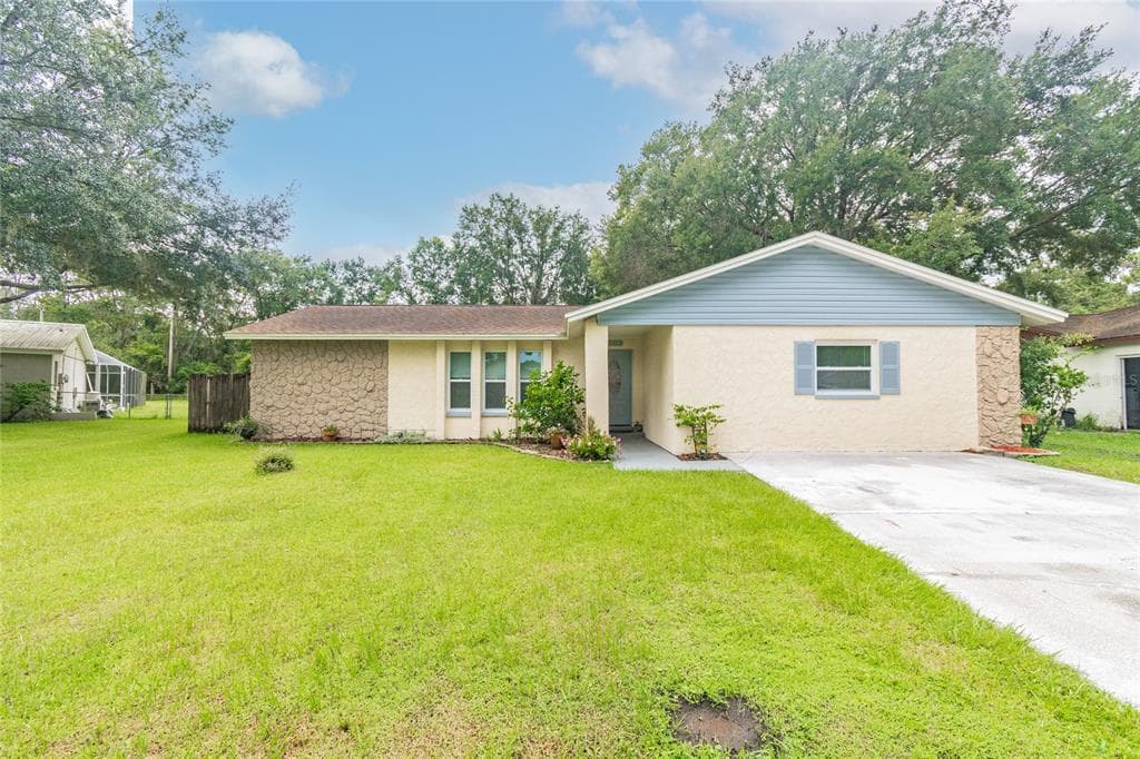 513 PINE LANE BRANDON, FL 33511