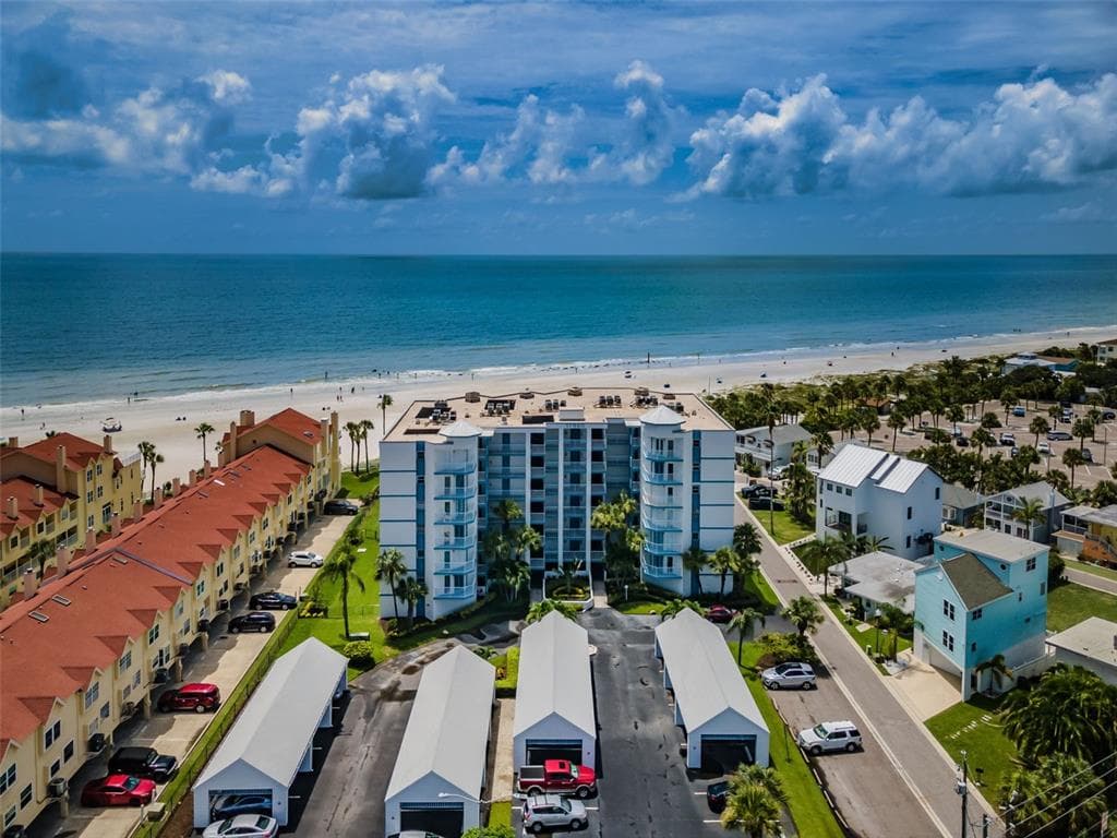 17980 GULF BOULEVARD UNIT 503 REDINGTON SHORES, FL 33708