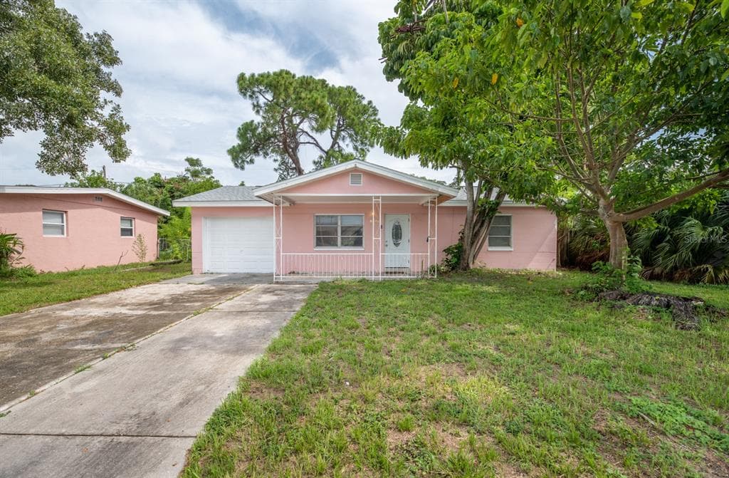 8319 74TH AVENUE N SEMINOLE, FL 33777