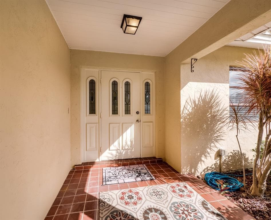 40 WINDSOR DRIVE ENGLEWOOD, FL 34223