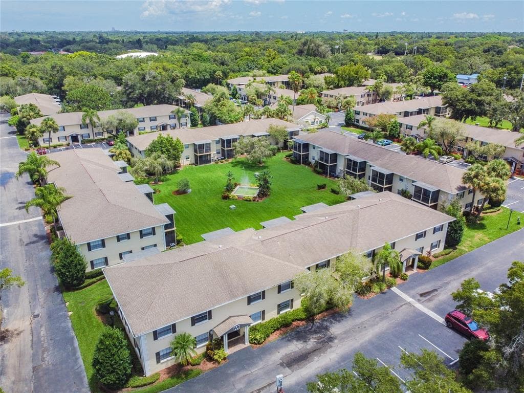 13125 WILCOX ROAD UNIT 5104 LARGO, FL 33774