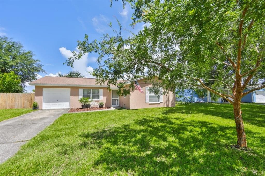6044 FAUNA LANE APOLLO BEACH, FL 33572