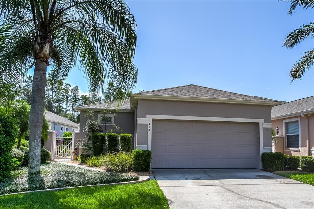 7552 BERNA LANE LAND O LAKES, FL 34637