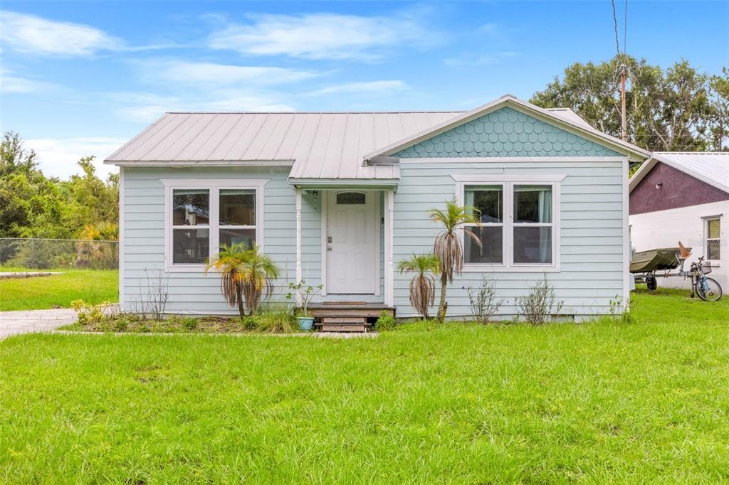 3317 W NAPOLEON AVENUE TAMPA, FL 33611