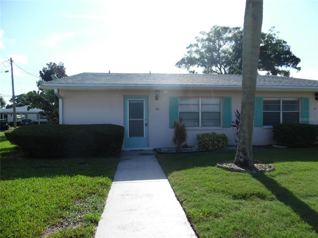 402 DORCHESTER PLACE UNIT 46 SUN CITY CENTER, FL 33573
