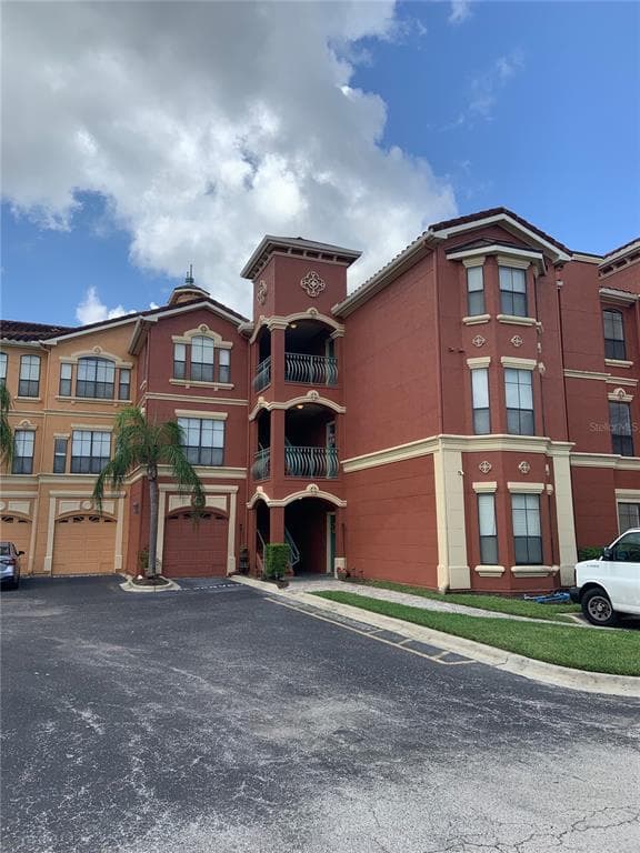 2725 VIA CIPRIANI UNIT 722B CLEARWATER, FL 33764