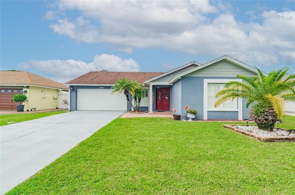 5925 TAYWOOD DRIVE TAMPA, FL 33624