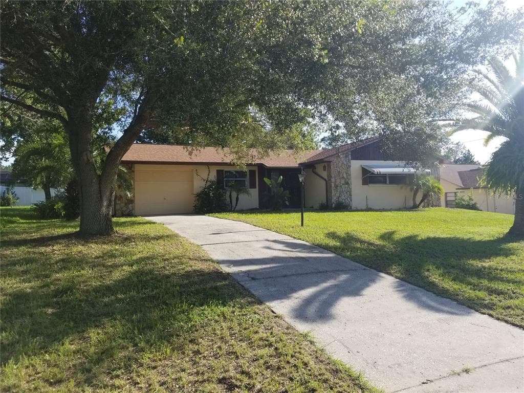 10449 LAVAL STREET SPRING HILL, FL 34608