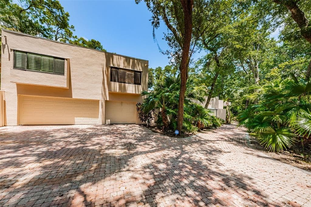 3002 JASON COURT CLEARWATER, FL 33761