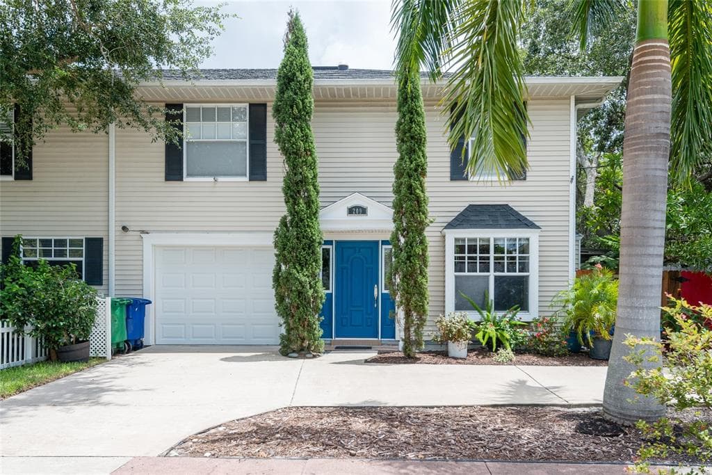 209 N HUBERT AVENUE TAMPA, FL 33609