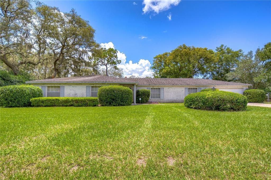 617 GREENBRIAR DRIVE BRANDON, FL 33511