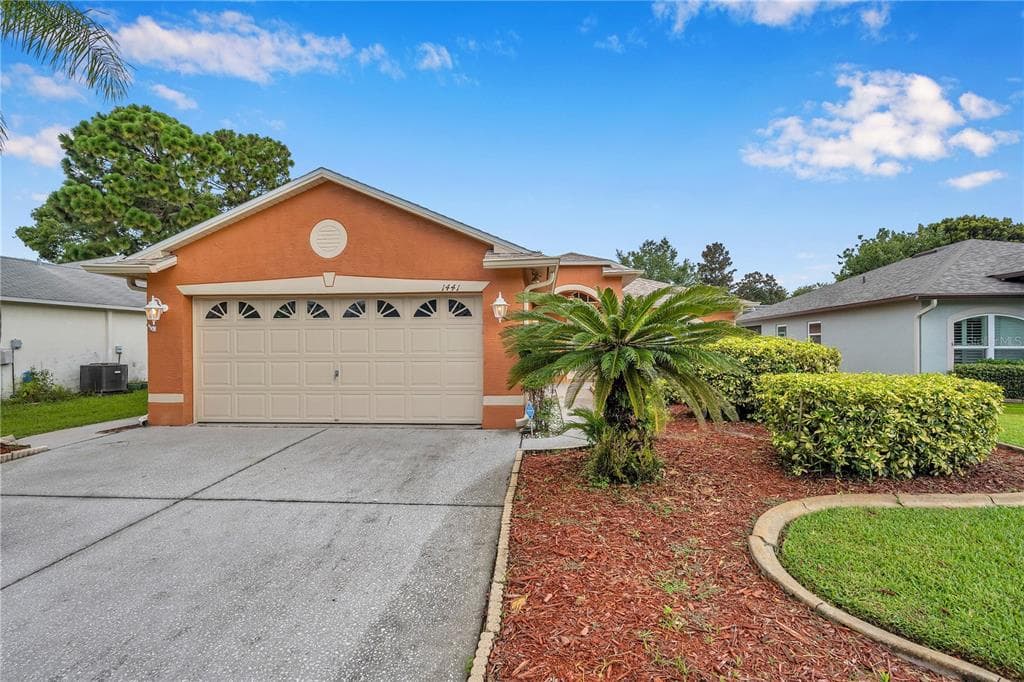 1441 WATERMILL CIRCLE TARPON SPRINGS, FL 34689