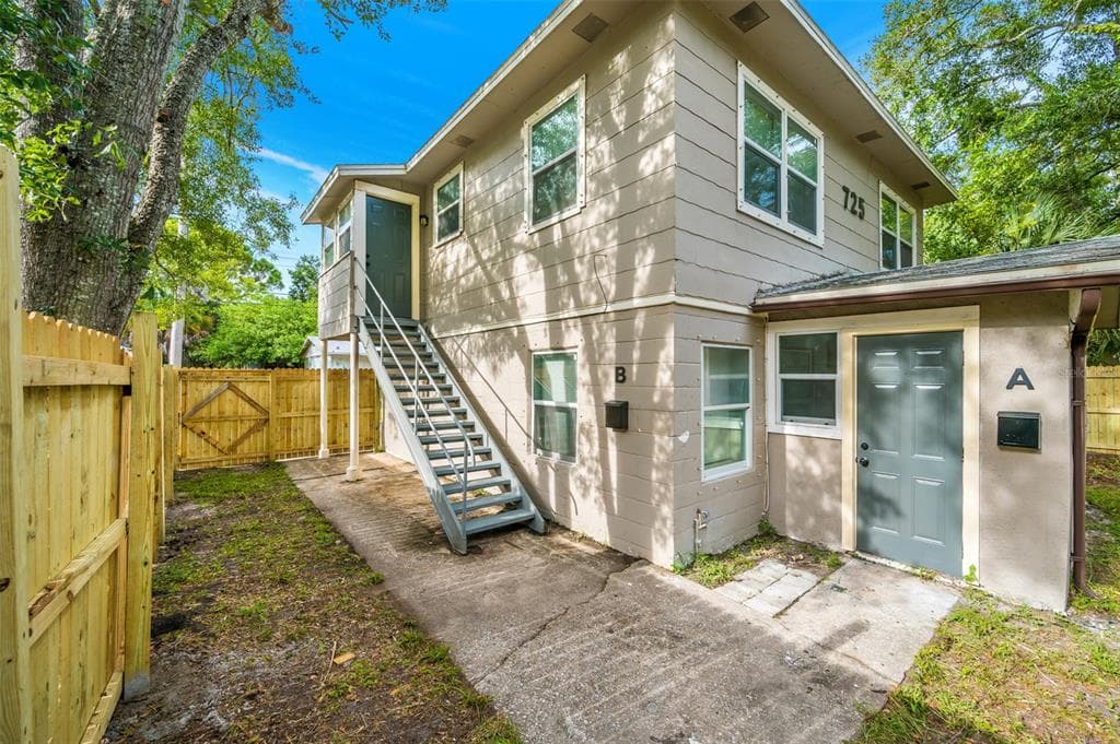 725 21ST AVENUE S UNIT A & B ST PETERSBURG, FL 33705