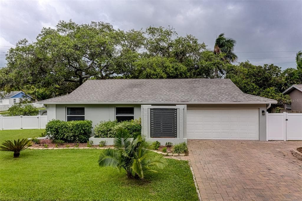 10600 118TH STREET SEMINOLE, FL 33778