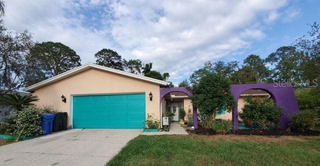 3910 BRIARLAKE DRIVE VALRICO, FL 33596