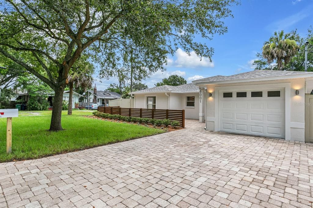 6001 N LYNN AVENUE TAMPA, FL 33604