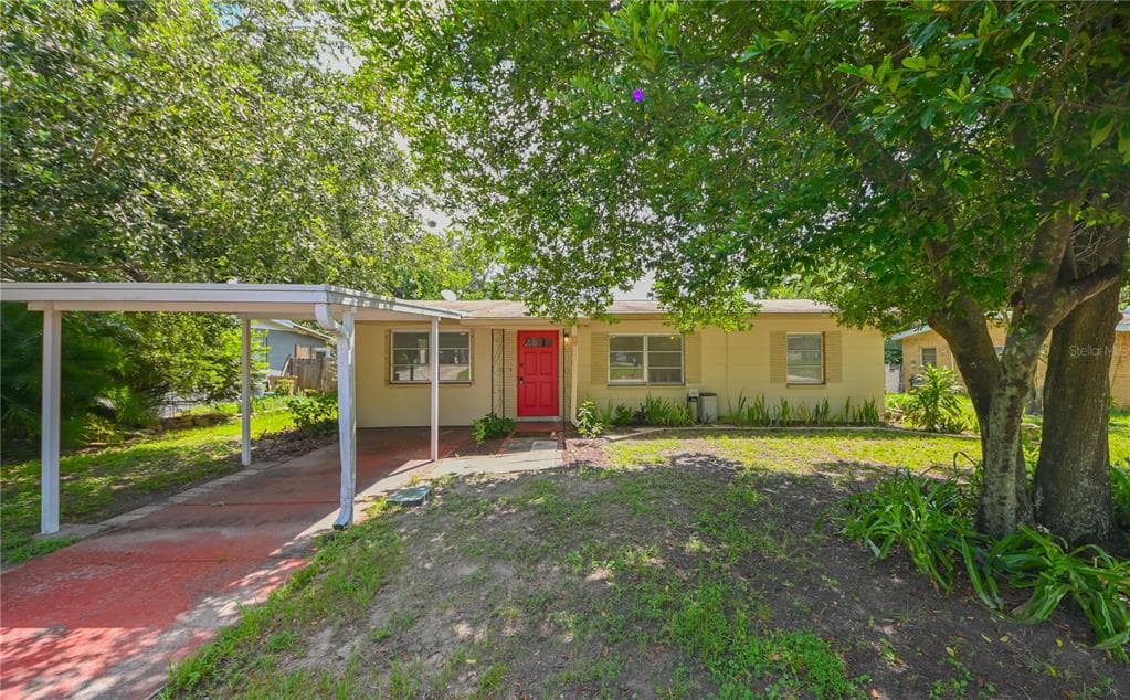 8715 BEVERLY DRIVE TEMPLE TERRACE, FL 33617