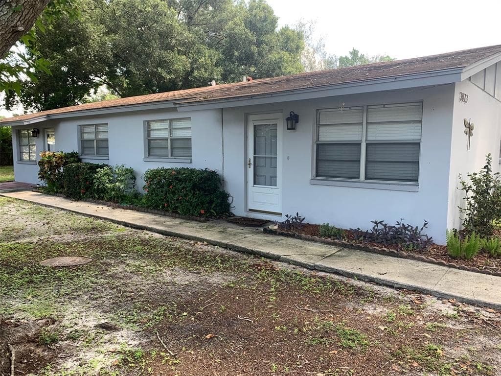 3073 PINE TREE   *DUPLEX* AVENUE